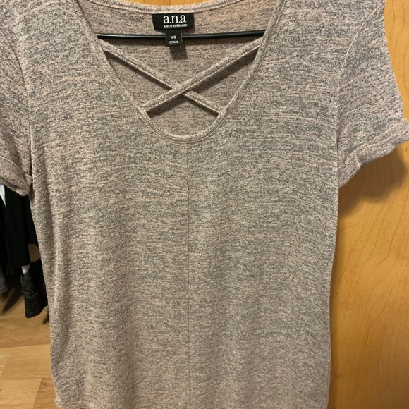 Shirts - Picture 4 of 8